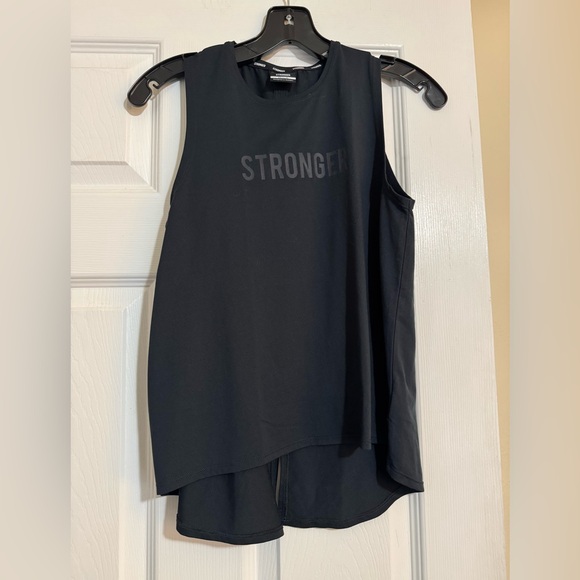Stronger Tops - NEW Stronger Tank Top M